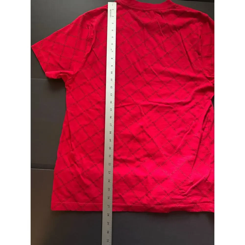 True Religion Men’s XL Red Horseshoe Pattern Tee – Bold Logo Graphic Shirt